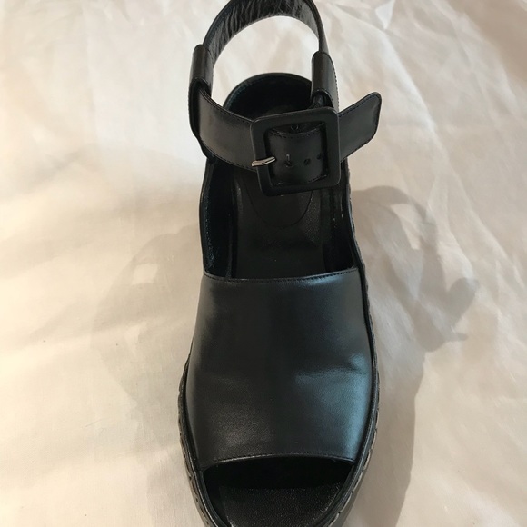 CELINE - bold shaped platform wedge sandal - Picture 6 of 8